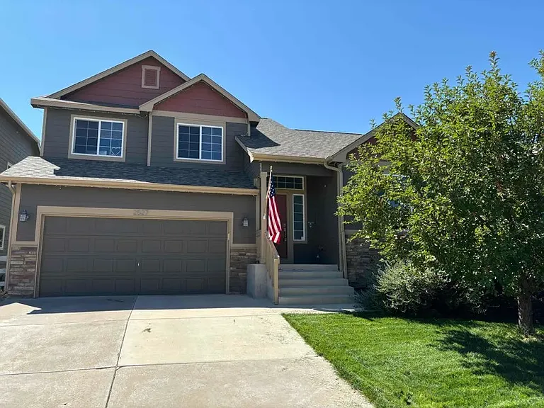2527 Sunbury Ln — Photo 1