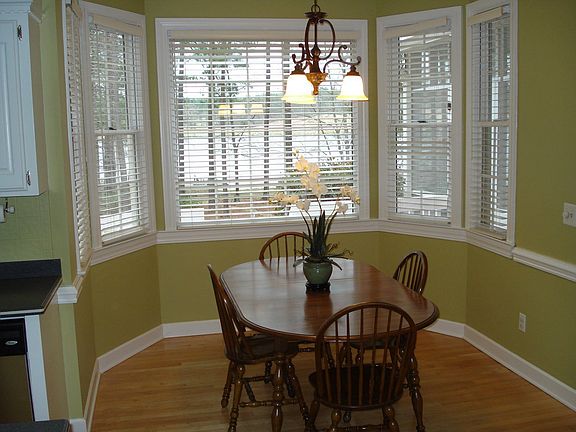 Bay window w/ lake view