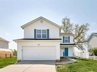 269 Equestrian Dr, Winfield, MO 63389