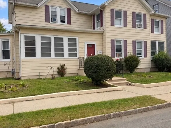 153 E Blackwell St, Dover Town, NJ 07801