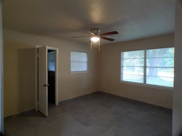 601 Fresa Rd — Photo 16