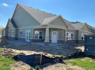 4430 W Preserve Pass, New Palestine, IN 46163