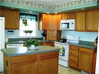 Kitchen Has Lots of Cabinets and Counter Space