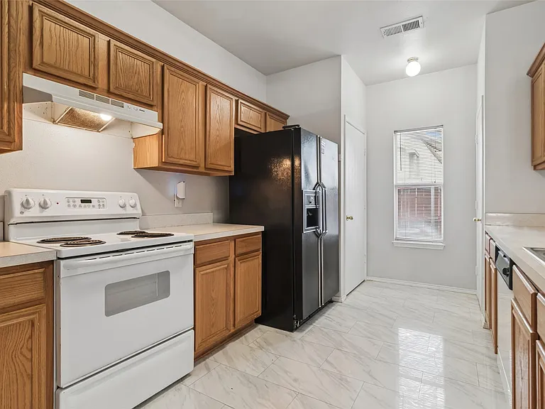 3805 Brandon Park Dr — Photo 8