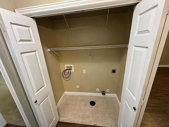 5th image of 3859 S Mitchell Cv APT 102