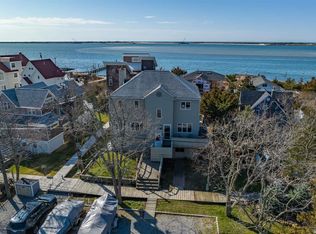 85 Oak Beach Rd, Oak Beach, NY 11702