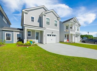 302 Chapman Cir, Goose Creek, SC 29445