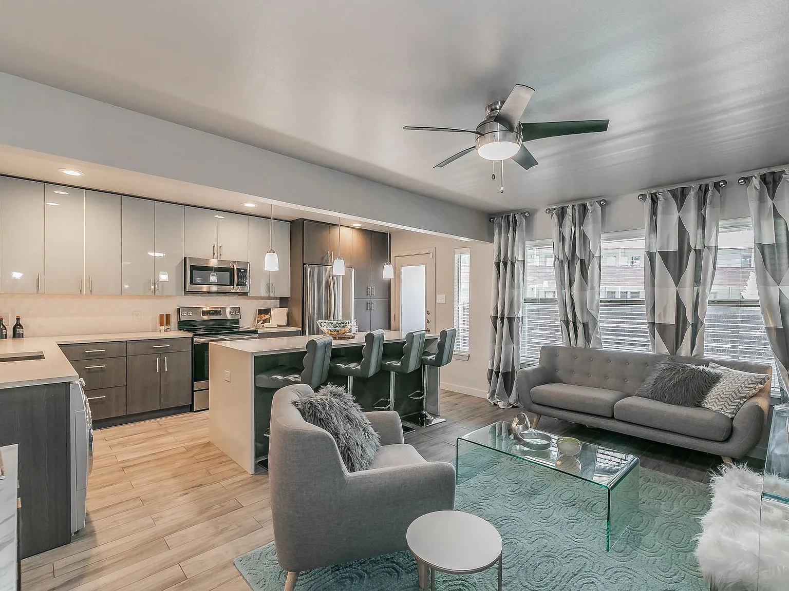 Reserve on Abrams Apartments — Photo 2
