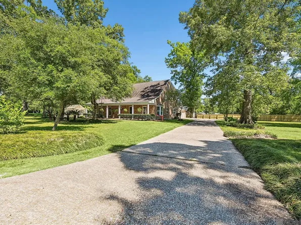 37209 Manchac Ln, Prairieville, LA 70769