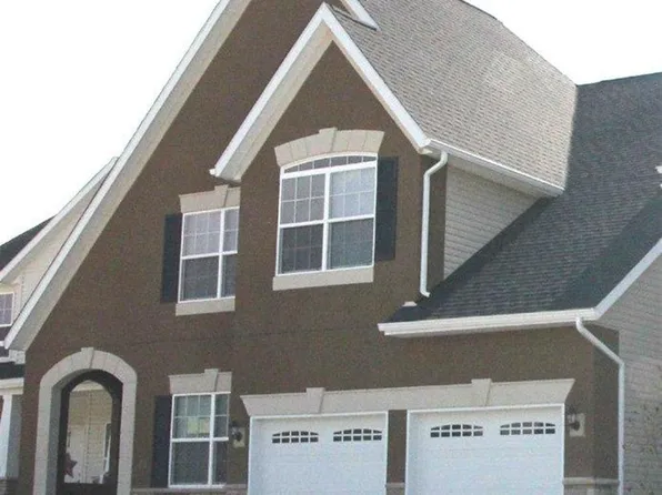 45 Nestico Dr, Cuyahoga Falls, OH 44223