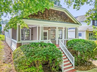 901 Woodruff Pl, Charlotte, NC 28208