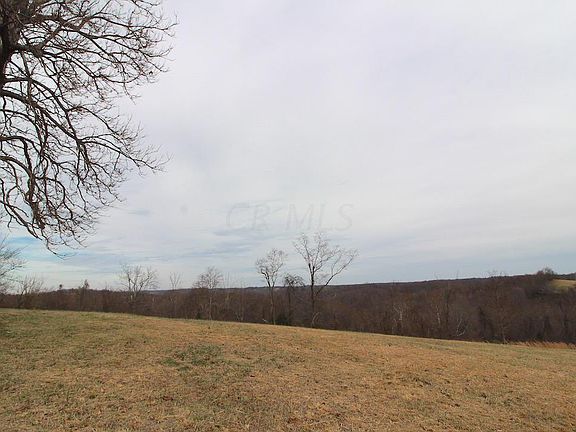 3rd image of 1004 Township Road 204