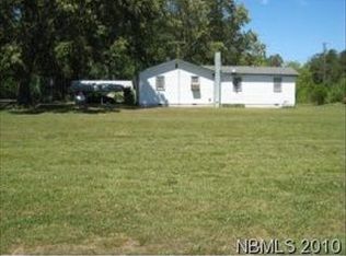 1112 Clarks Rd, New Bern, NC 28562