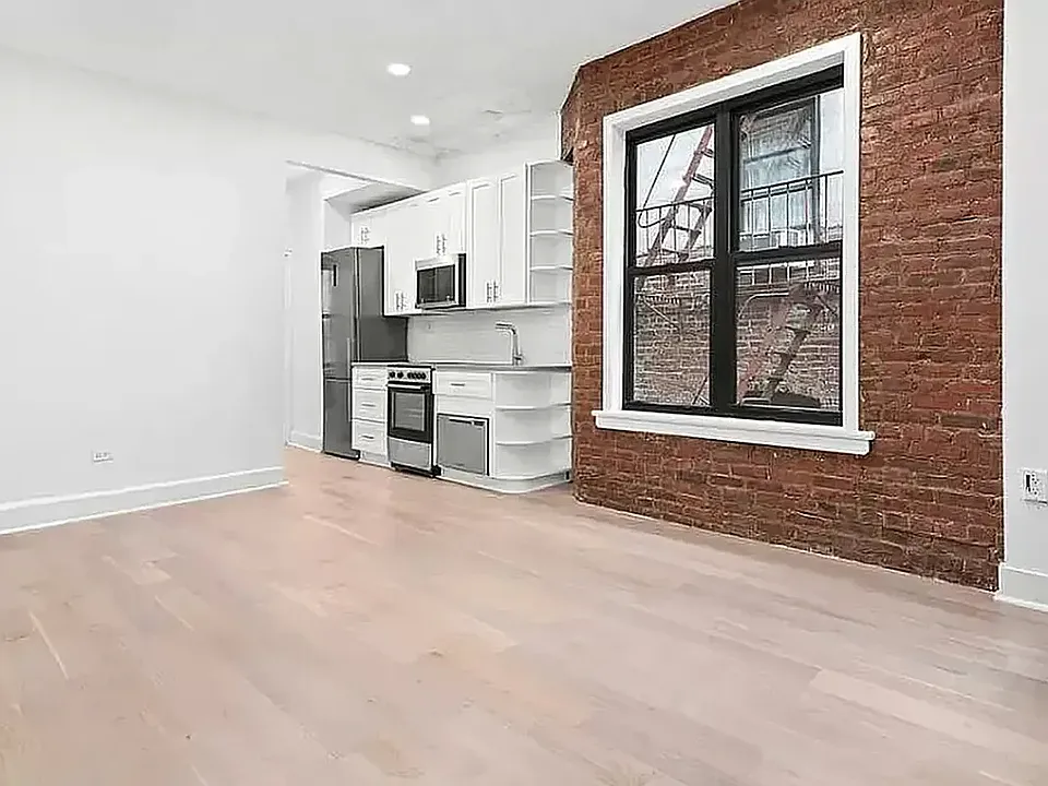338 E 13th St #2D
