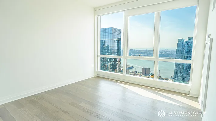 Rented by Silverstone Group USA Corp. | media 20