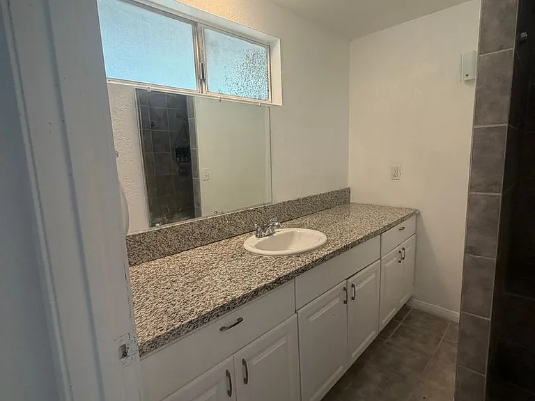1395 N Pennsylvania Ave — Photo 21