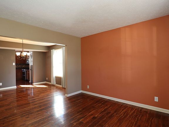 4th image of 4308 Blackwood Ct