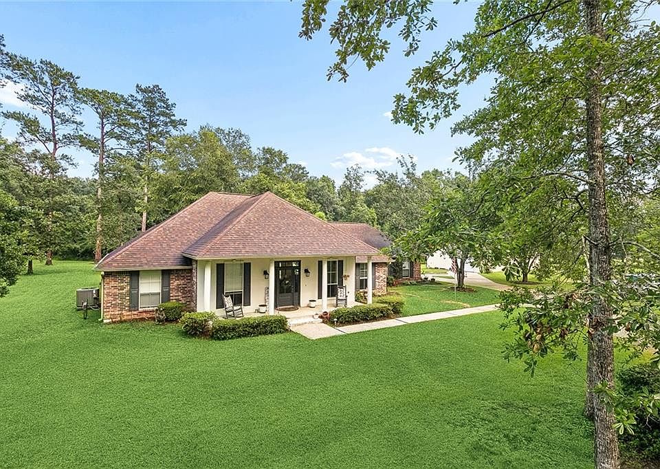 1st image of 80082 Woodland Dr