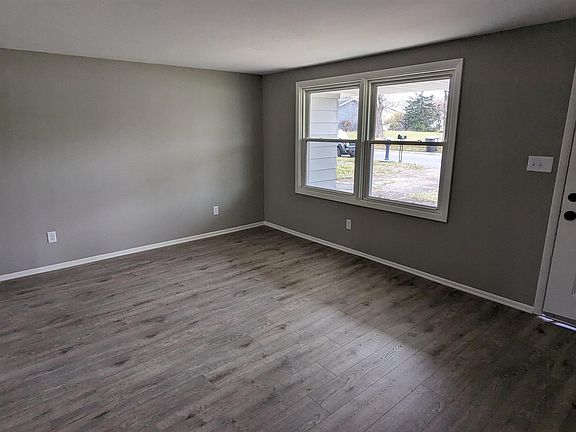 4th image of 2307 Berkley Ave