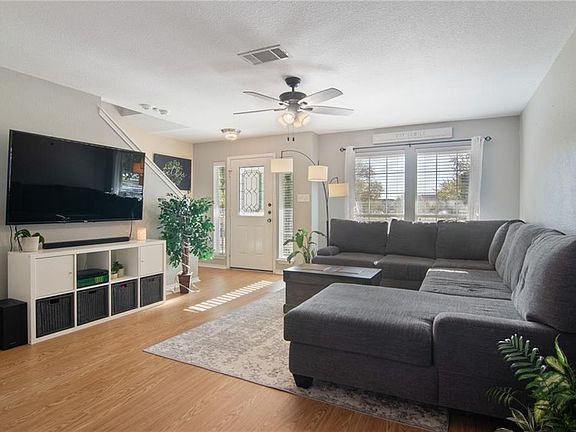 5th image of 640 Gabriel Mills Dr
