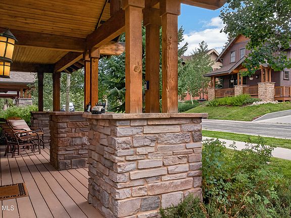 2nd image of 46 Meadow Trail