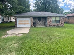 516 S Hickory St, Humphrey, AR 72073