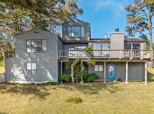 38851 Sedalia Dr, Gualala, CA 95445