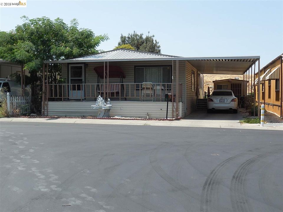 1st image of 22 Bradley Ln