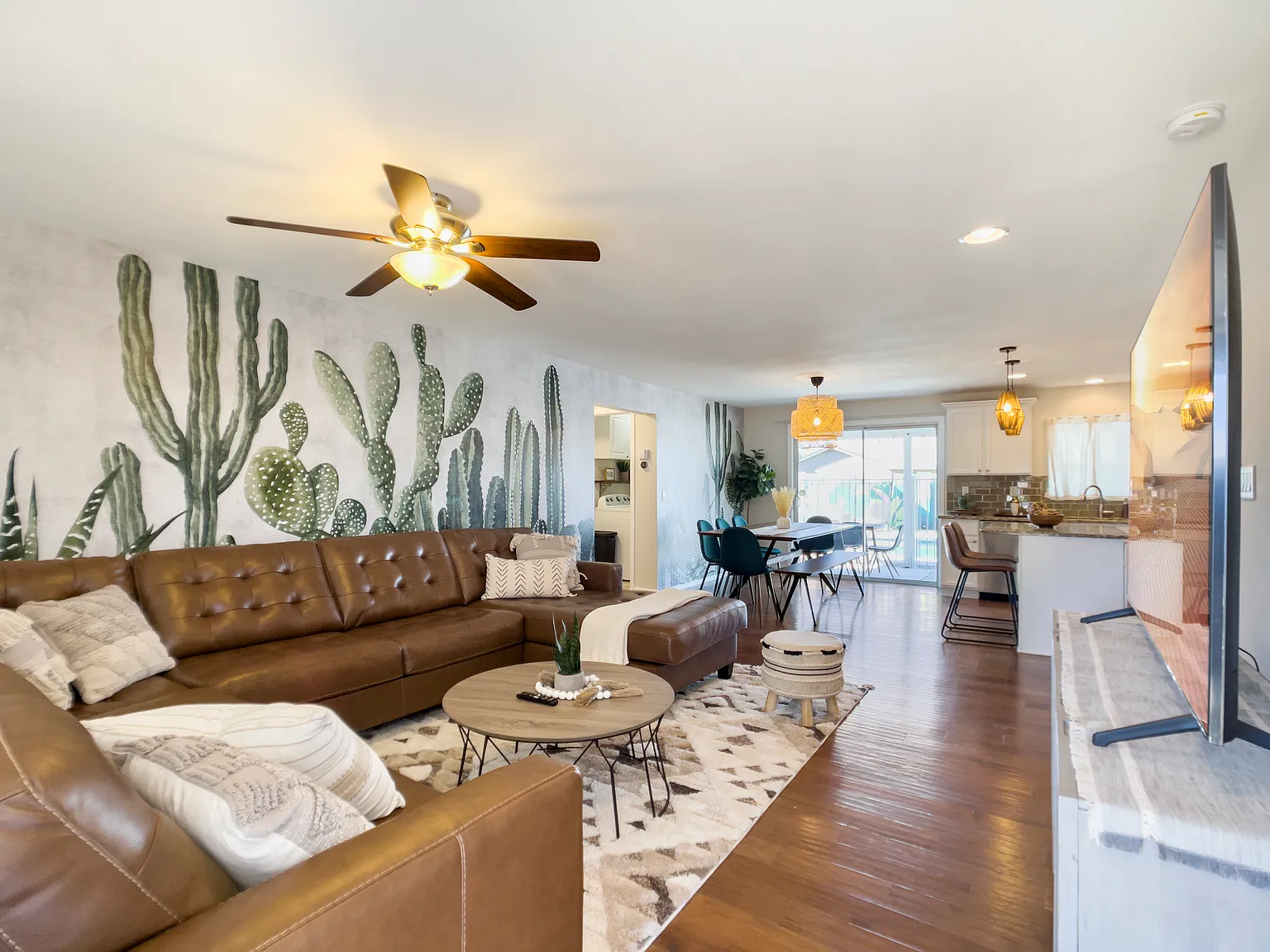 4 bed, $3,495 — Photo 1