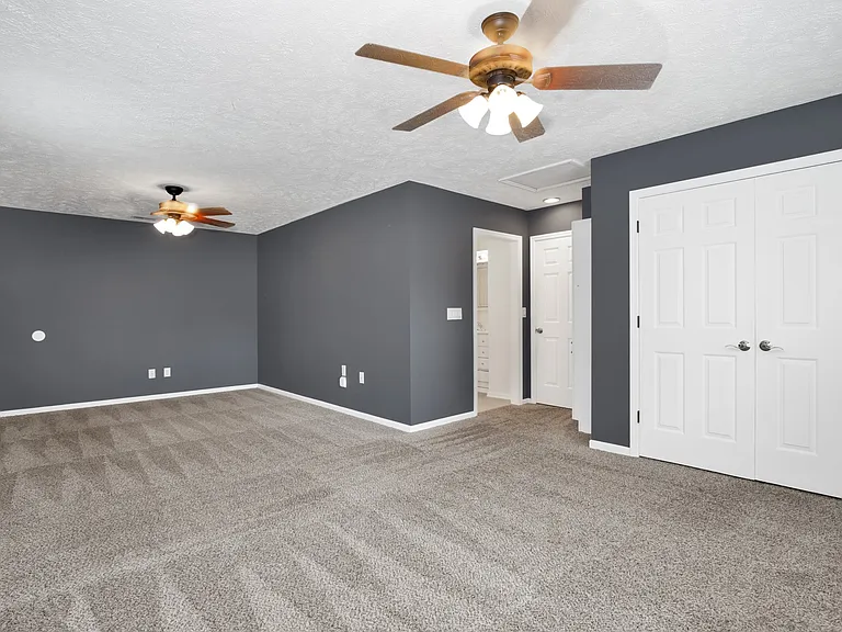 853 Foxcroft Dr — Photo 27