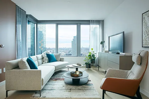 Rented by Apple Realty Group Corp | media 9