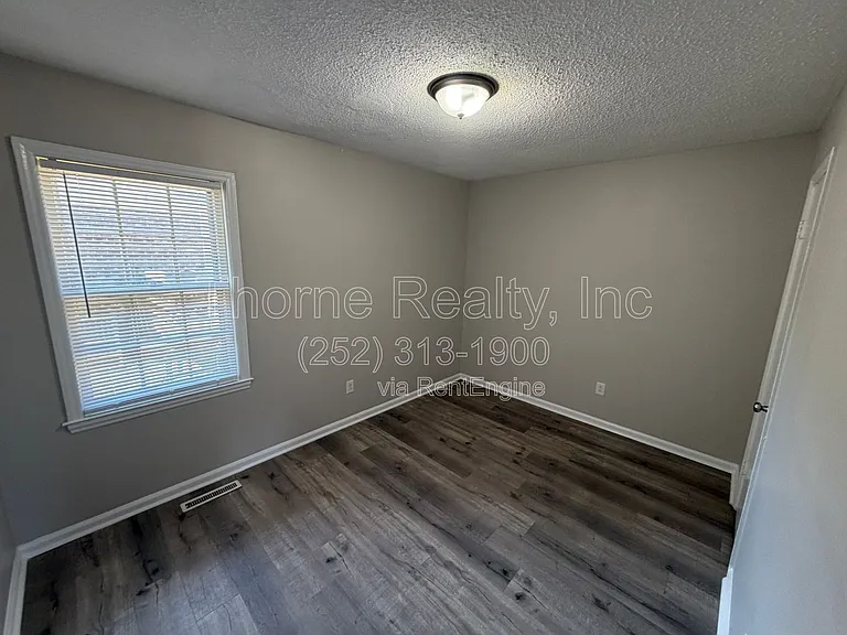 520 Keen St #B — Photo 9