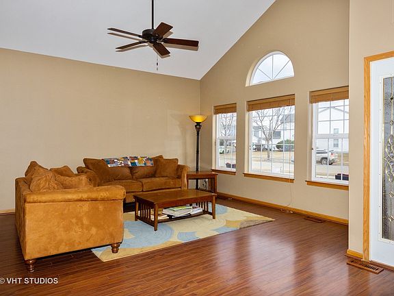 2nd image of 6711 Clear Creek Dr
