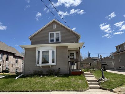 909 S 25th STREET, Manitowoc, WI, 54220