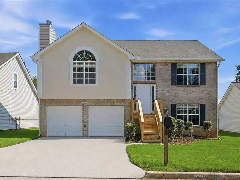 5949 Idlewood Pl — Photo 1