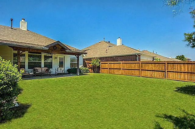 1546 Bradford Trace Dr — Photo 14