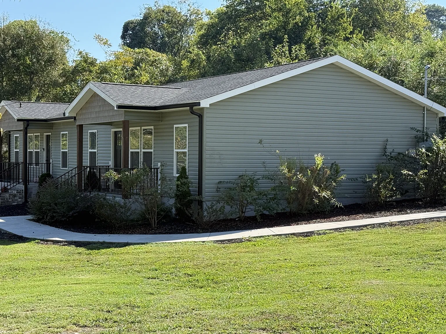 148 Pine Hill Dr — Photo 3