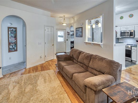 4th image of 110 Sunrise Lane