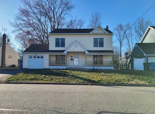 64 Longfellow Dr, Colonia, NJ 07067