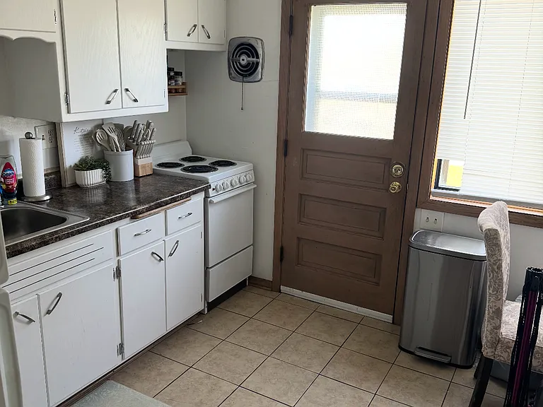 9710 W Oklahoma Ave #2 — Photo 6