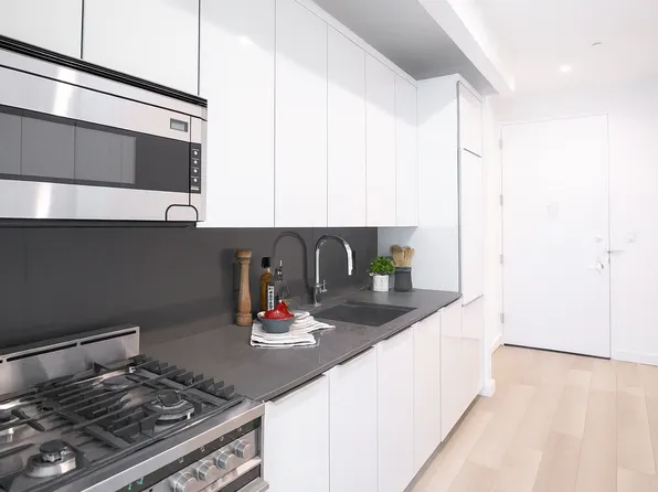 180 Water Street image 4 of 13