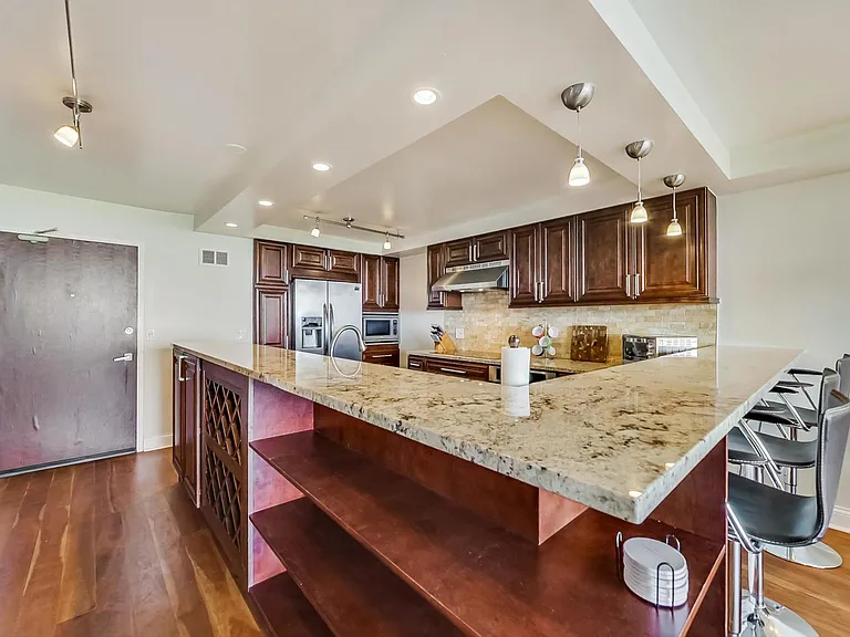 1850 N Clark St #1205 — Photo 9