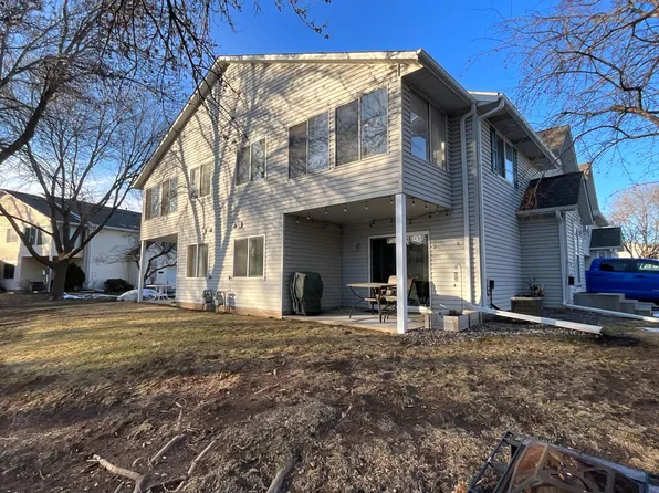 3721 Gershwin Ln N, Oakdale, MN 55128