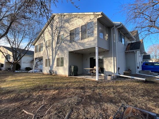 3721 Gershwin Ln N, Oakdale, MN 55128