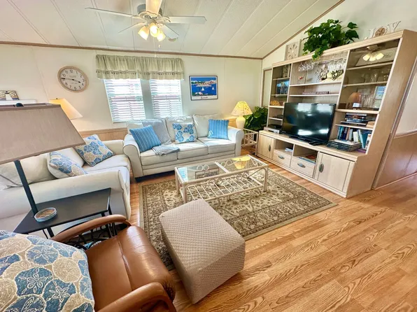 599 Nettles Blvd #Id1537504p, Jensen Beach, FL 34957