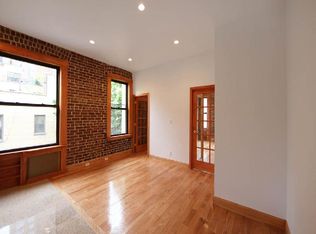 324 E 52nd St APT 4D, New York, NY 10022
