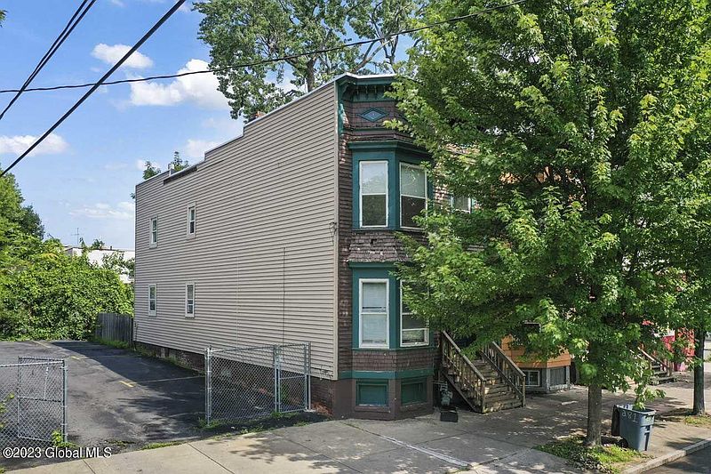 2nd image of 281 Ontario Street