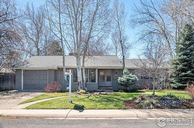 1st image of 2460 Glenwood Dr