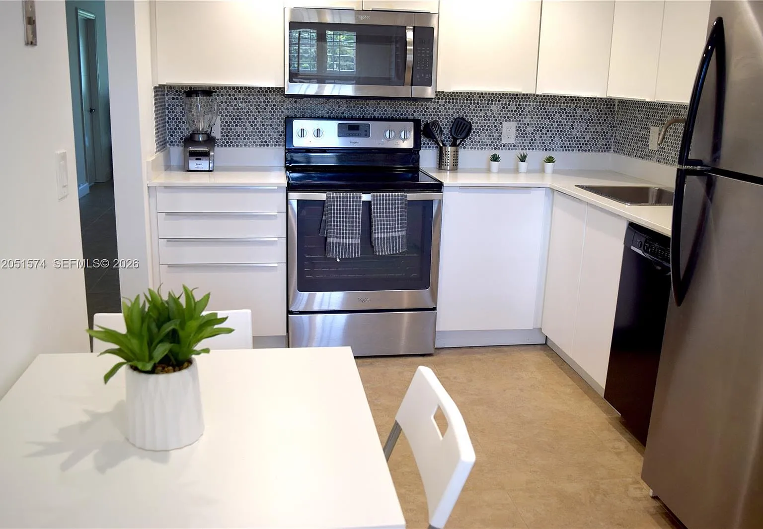 Palm-Aire C C 78a Condo — Photo 2