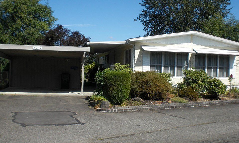 1st image of 3209 28th Street Ct E